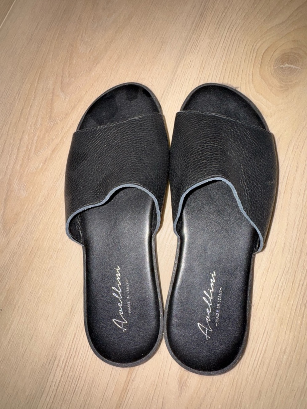 Black Slide Sandals - Women's Casual Open-Toe Slides